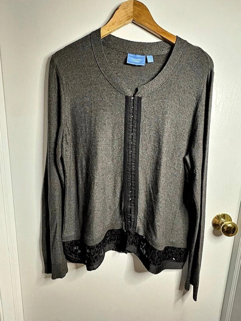 Simply Vera Wang Sz XL Gray & Black Sequin Hem Hook Front Cardigan Festive Chic